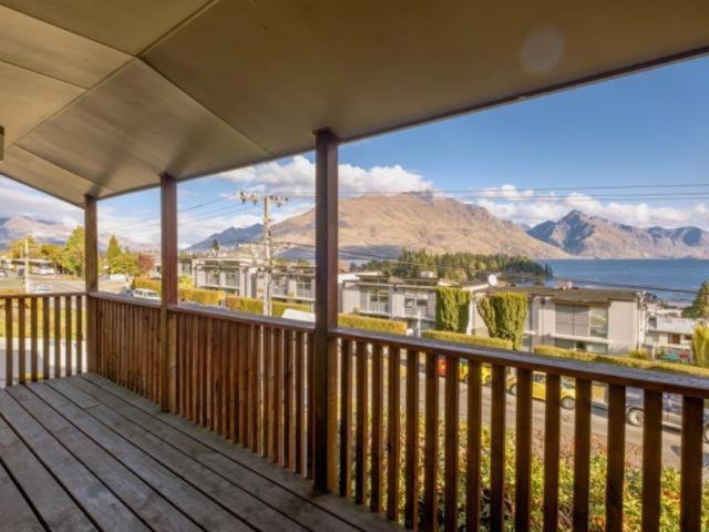 Villa Ultimate Convenience, Walk-To-Town Townhouse Queenstown Exterior foto